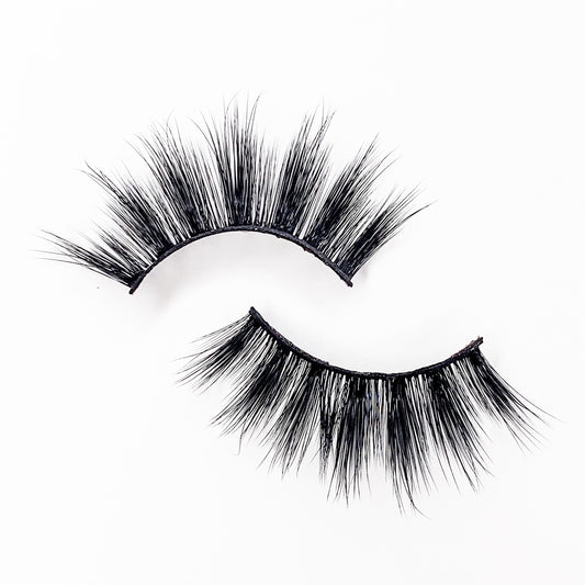 Doris – Classic 3D Mink Lash Strip with Full Volume & Elegant Curve