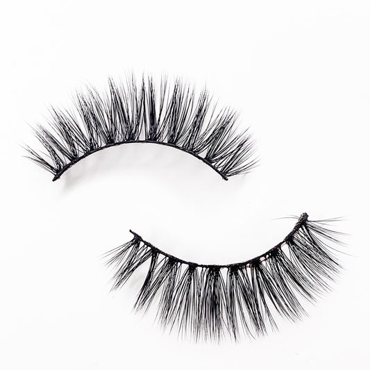 Melody – Balanced 3D Mink Lash Strip with Dreamy Flow